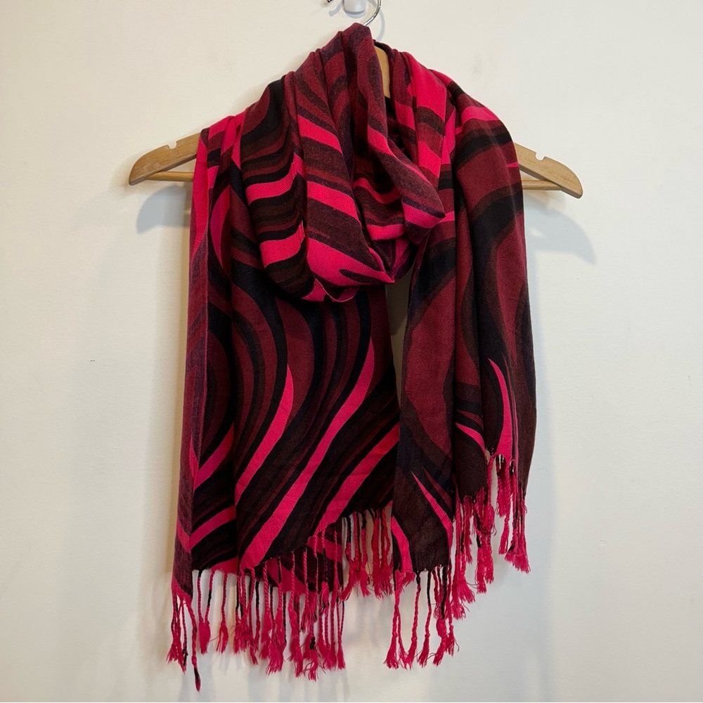 ☀️ 3/$15 Abstract Print Scarf Pink and Black